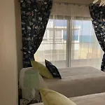 Ocean Blue Quarteira